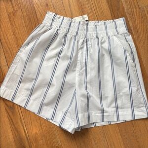 NEW WITH TAG Aerie White & Blue Striped Elastic Waist Shorts - 100% Cotton